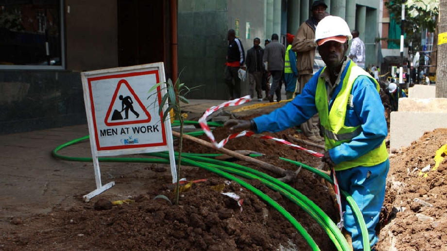 Fibre optic installation